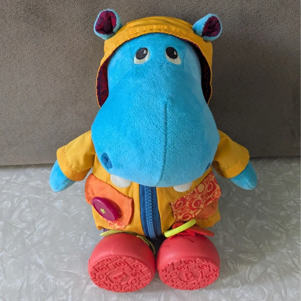 B Toys Giggly Zippies Hank Hippo Interactive Learn‎ to Dress Plush Sound Motion
